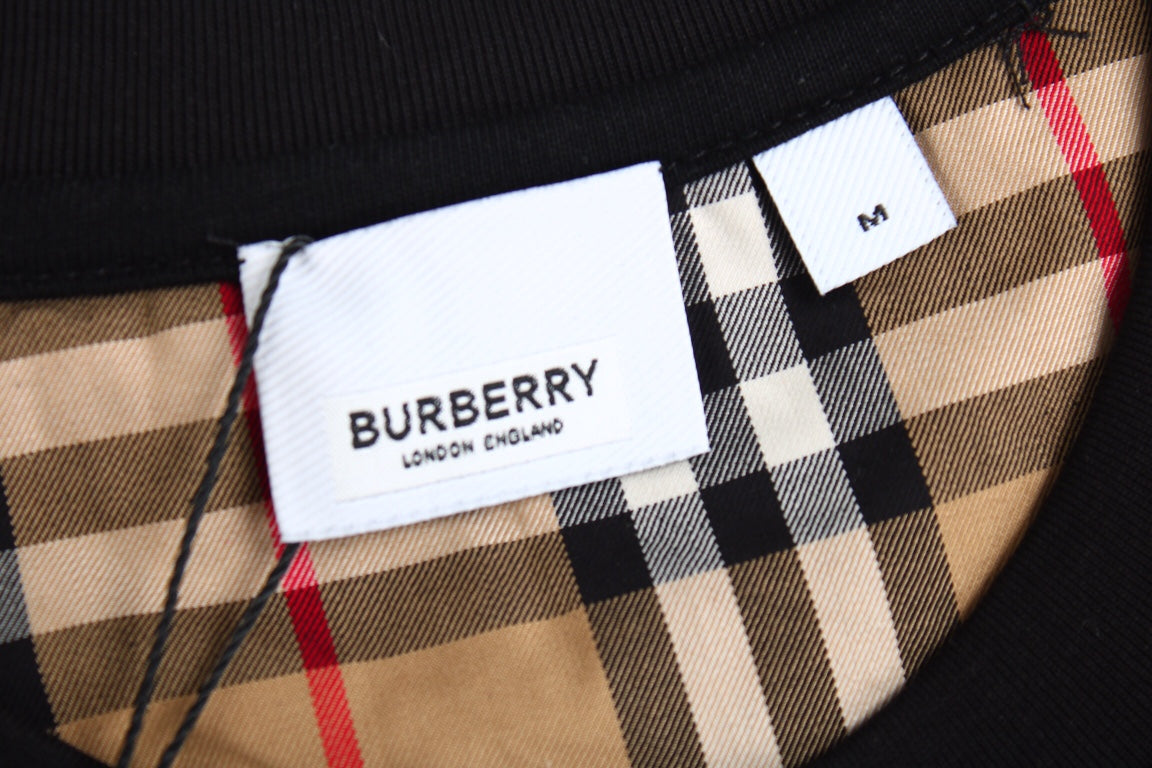 B**rry check sleeve t-shirt (black)