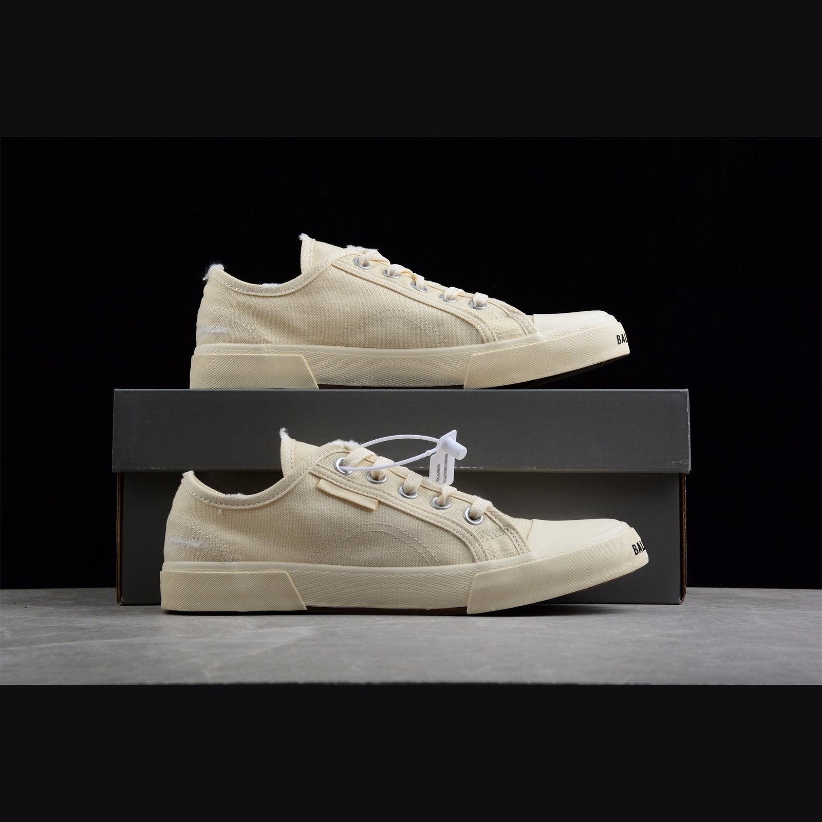 Ba*len*cia*ga paris mid vulc destr x beige