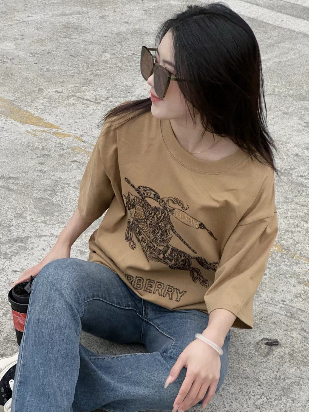 B**rry t-shirt - knight graphic