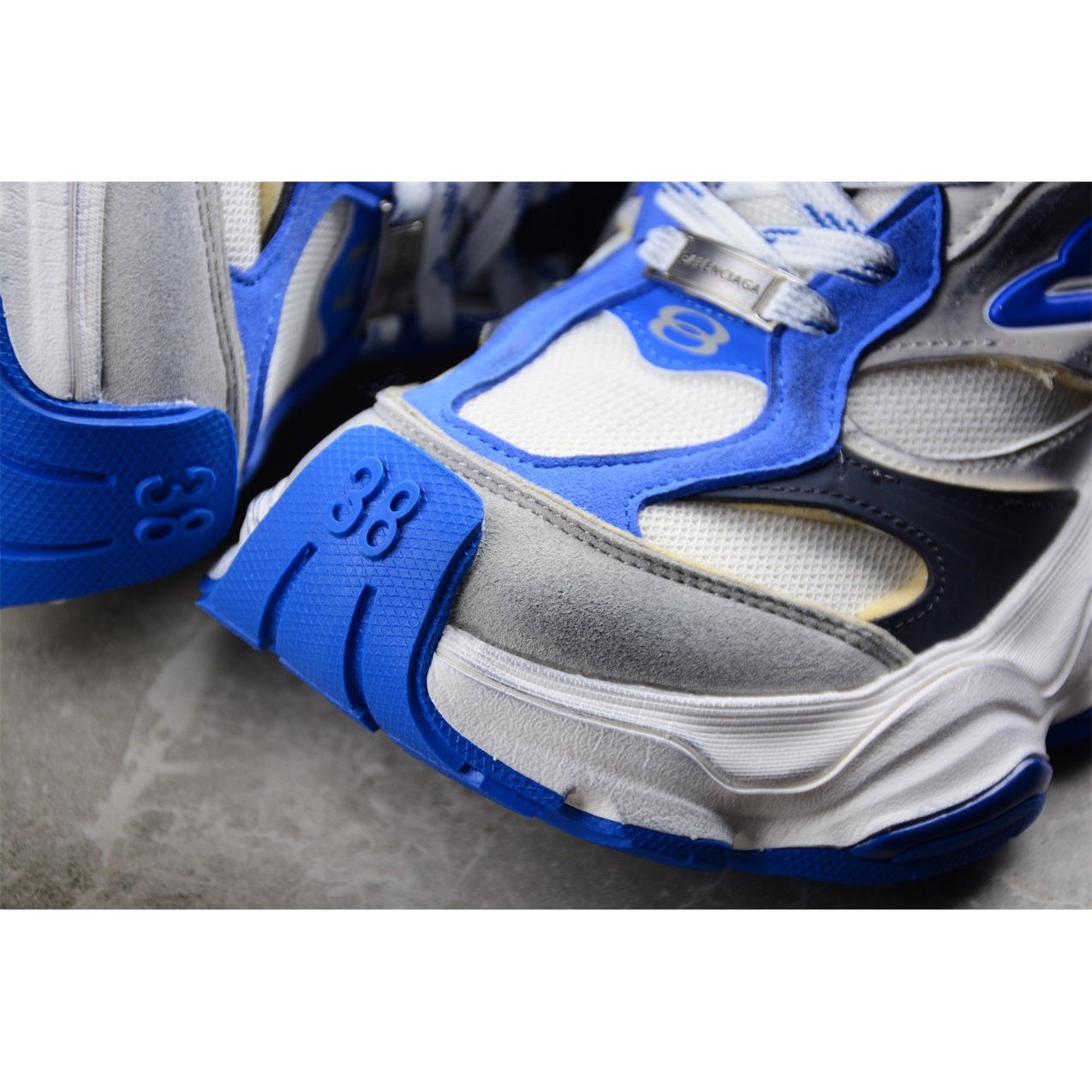 Ba*len*cia*ga cargo x white grey blue