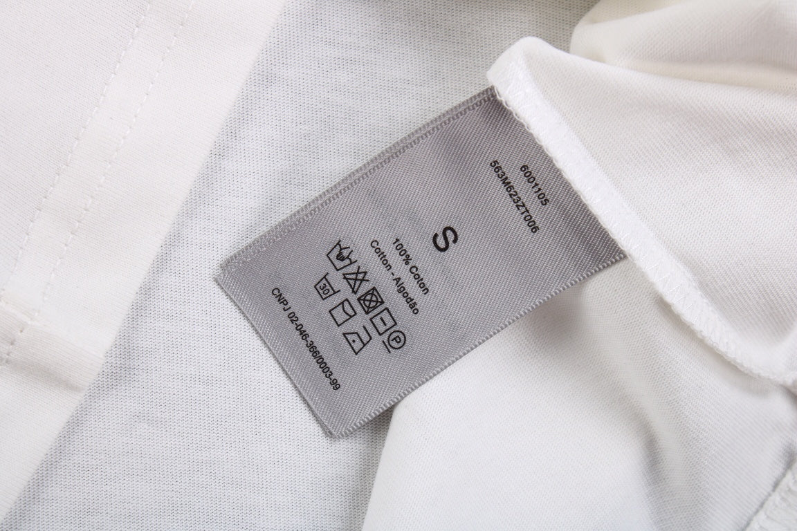 D*or t-shirt with floral graphic design