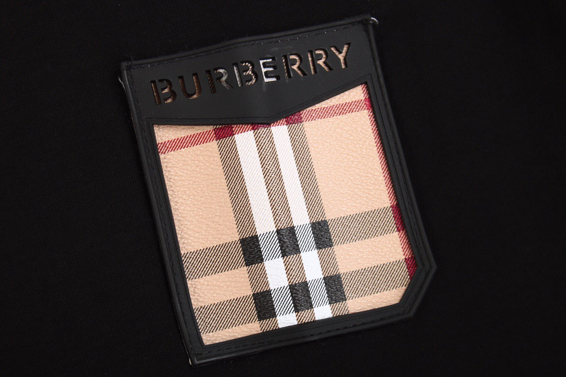 B**rry t-shirt with check pocket