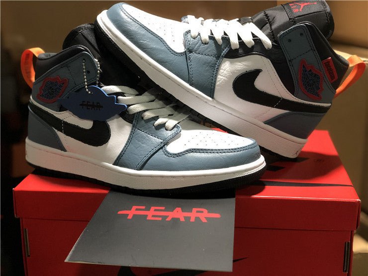 jordan 1 mid fearless x F**etasm