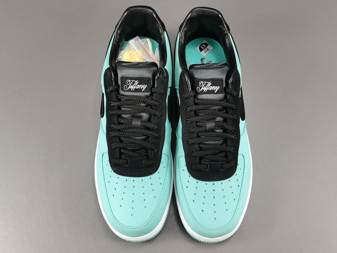 nike air force 1 x T*f*ny & co.1837 (friends and family)