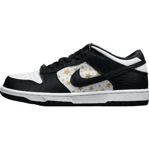 nike sb dunk x S*p*e stars black