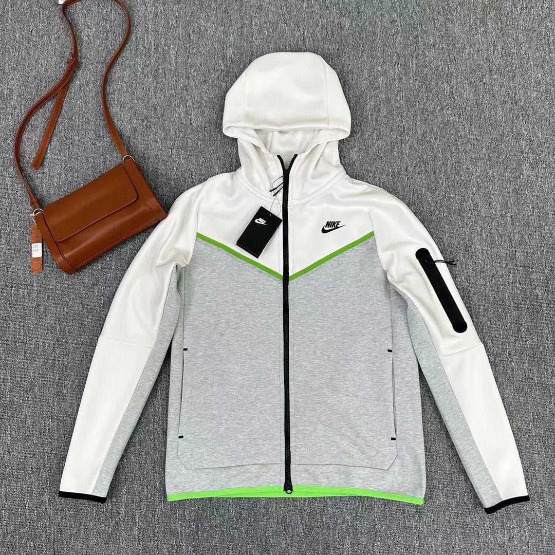 NIKE TECH FLEECE HOODIE x GREY VOLT